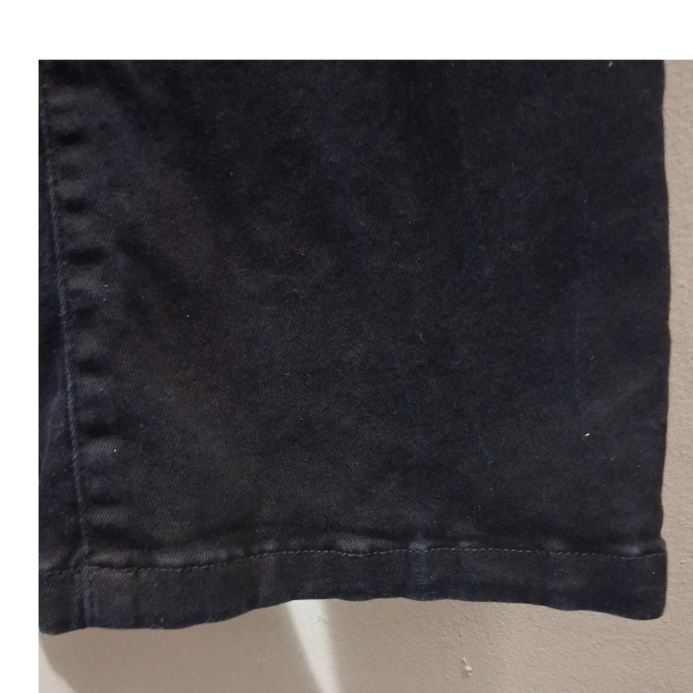Rock & Republic Size 14L Women's Kassandra Black Sequin Logo Stretch Denim Jean